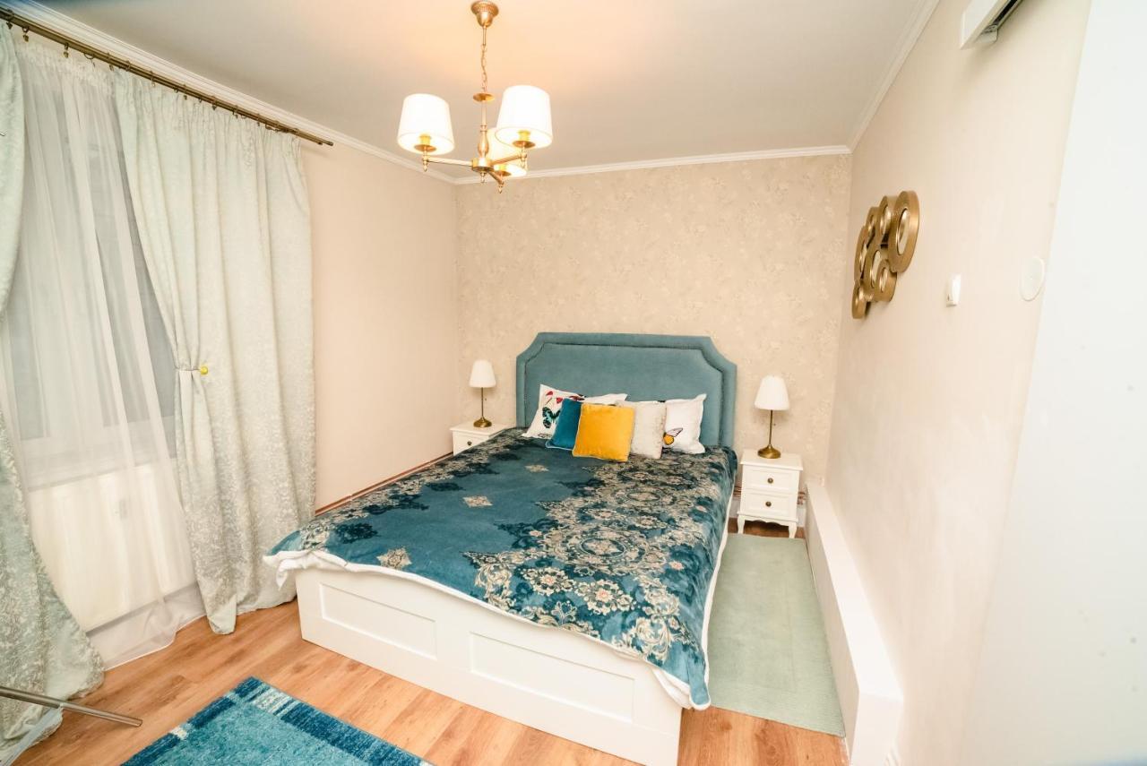 Blue Apartment Timisoara Esterno foto